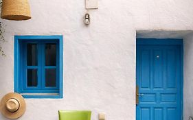 Asarag Guest House, Yoga & Surf